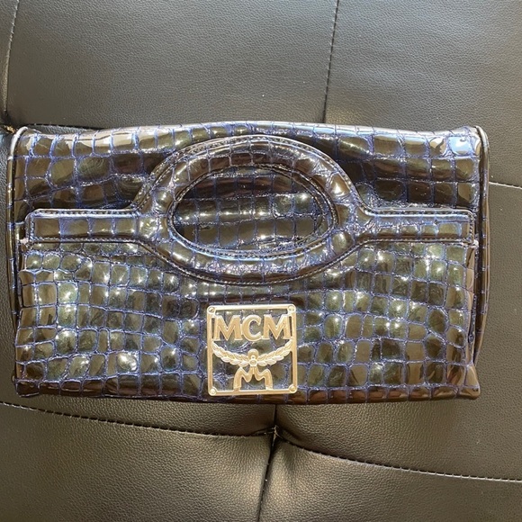 MCM Blue Crocodile Embossed Patent Leather Bag - Picture 5 of 10